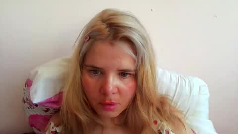 Elena online show from 04.18.26