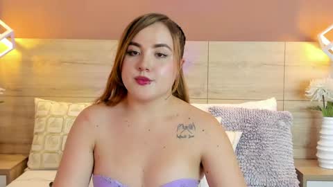 Snapshot of elenagilbert2 chatting on 04.18.26 Elena online show from 04.18.26
