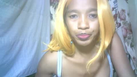 Snapshot of elenah0123 chatting on 10.28.25 elenah013 online show from 10.28.25