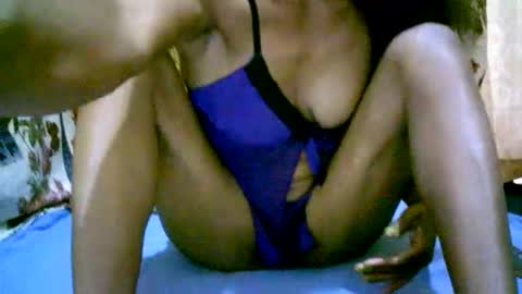 Snapshot of elenah0123 chatting on 11.15.25 elenah013 online show from 11.15.25