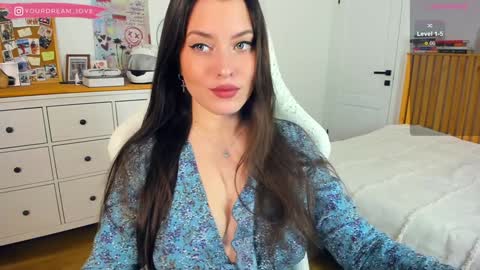 Elena insta yourdream 1ove online show from 12.13.24