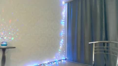 elenaza online show from 04.22.26