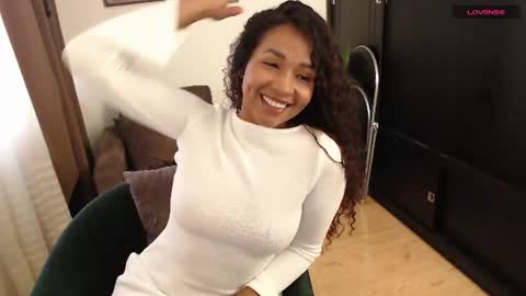 Elenna online show from 07.28.26