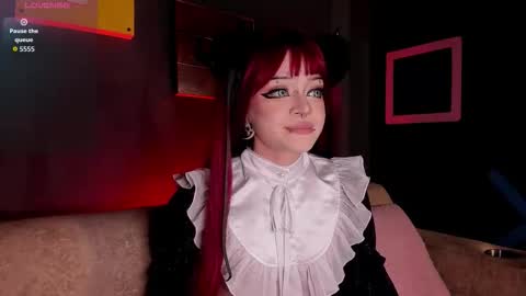 Snapshot of elettra_roux chatting on 10.23.25 ELETTRA online show from 10.23.25