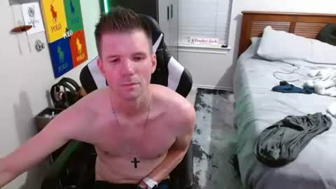 Walker online show from 12.21.25