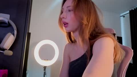 Elfie online show from 05.19.26