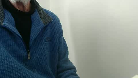 elfyonee online show from 10.17.25