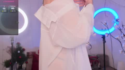 Snapshot of eli_llie chatting on 12.21.24 Eli online show from 12.21.24