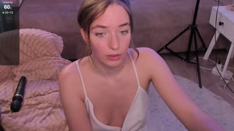 Snapshot of eli_llie chatting on 12.21.24 Eli online show from 12.21.24