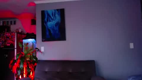 Elian online show from 12.27.24