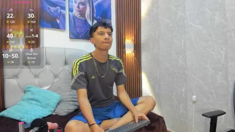 Elian Julian online show from 11.15.25