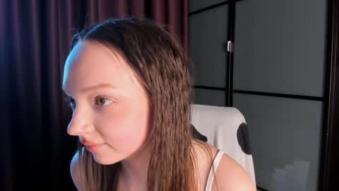 Ella online show from 12.06.24