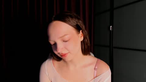 Ella online show from 12.07.24