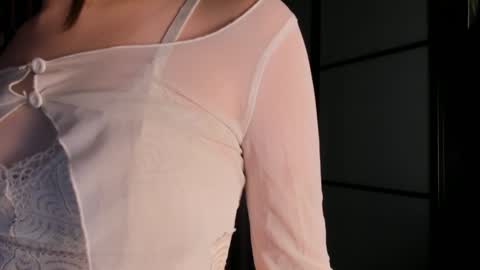 Ella online show from 12.12.24