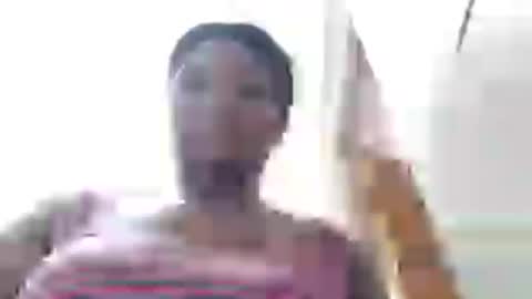 Snapshot of elianis598477 chatting on 06.12.26 elianis598477 online show from 06.12.26