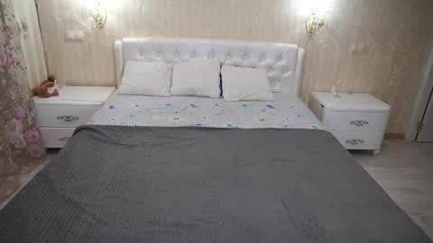 Luna online show from 10.20.25