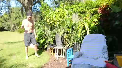 Snapshot of eliberator chatting on 09.16.25 eliberator online show from 09.16.25