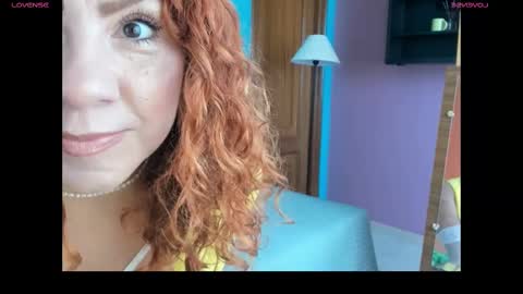 elifgirasol online show from 02.24.25