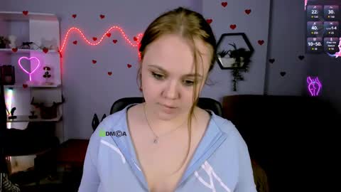 Snapshot of elin_bliss chatting on 05.17.26 Elin online show from 05.17.26