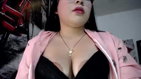 Elina  online show from 01.15.26