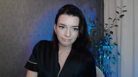 Elina online show from 12.20.24