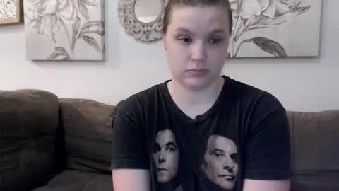 Snapshot of elinareign chatting on 02.10.26 ElinaReign online show from 02.10.26