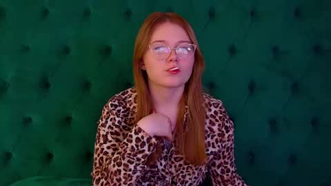 Snapshot of elinavale chatting on 03.02.26 elinavale online show from 03.02.26