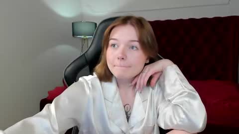 Snapshot of elinavale chatting on 07.06.26 elinavale online show from 07.06.26