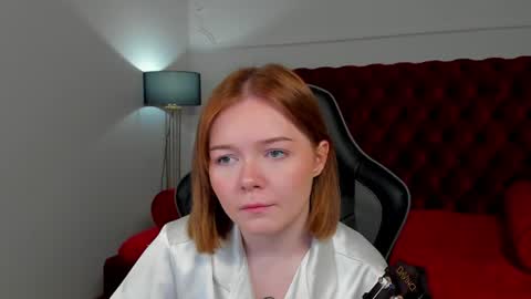 Snapshot of elinavale chatting on 07.16.26 elinavale online show from 07.16.26