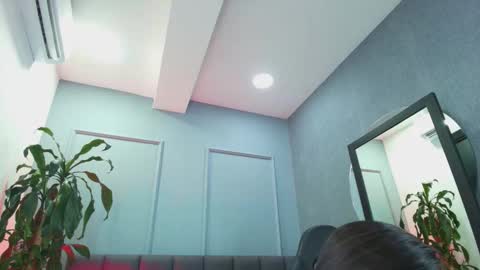 Elisa online show from 03.08.26