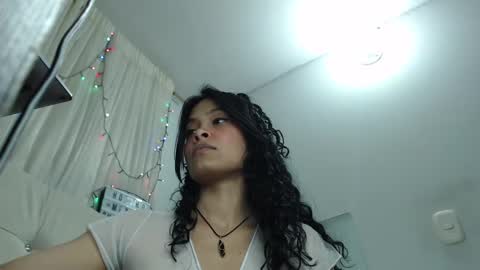 Elisa Diaz online show from 12.26.24