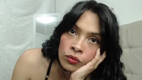 Elisa Diaz online show from 02.12.25