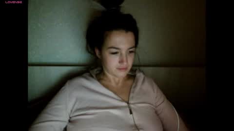 elisa_dove208 online show from 11.05.25