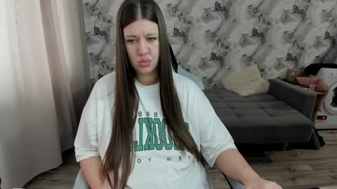 Aletta Oushen online show from 03.27.26