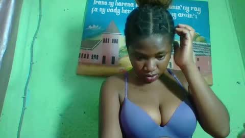 elisabeth2525 online show from 01.14.25