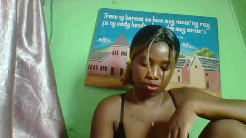 elisabeth2525 online show from 01.19.25