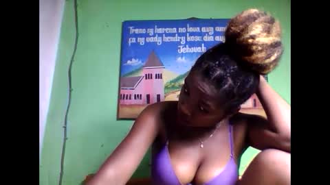 elisabeth2525 online show from 02.12.25