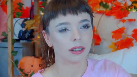 Snapshot of elisabethdavis chatting on 10.13.25 ElisabethDavis online show from 10.13.25