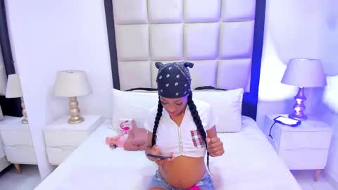 elisabettamonroy online show from 10.29.25