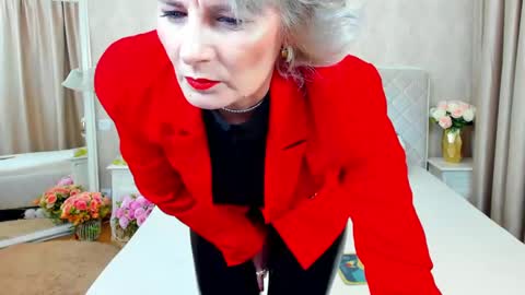 Elissa online show from 01.13.25