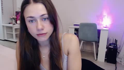 Elis online show from 11.13.25