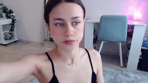 Elis online show from 02.24.26