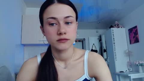 Elis online show from 04.14.26