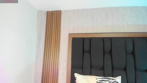 ELISE LEYTON online show from 01.09.26