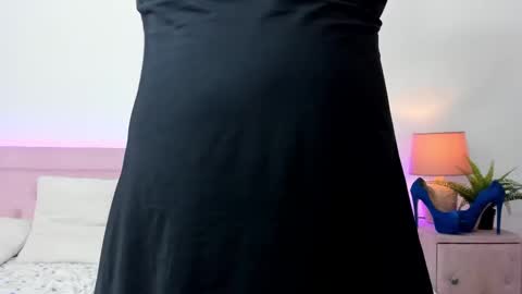  Elise  online show from 02.12.25