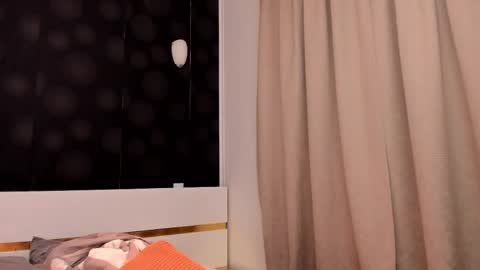 Elly online show from 03.16.26