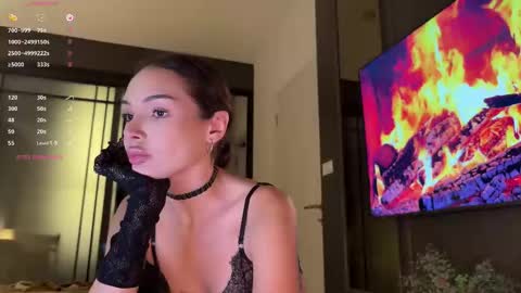 Nina online show from 10.18.25