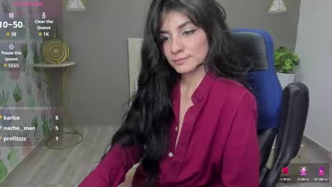 E L I S S A online show from 12.28.24