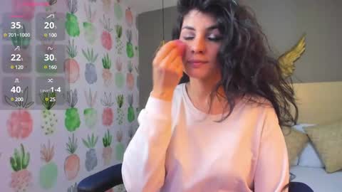E L I S S A online show from 01.09.25
