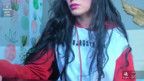 E L I S S A online show from 01.15.25